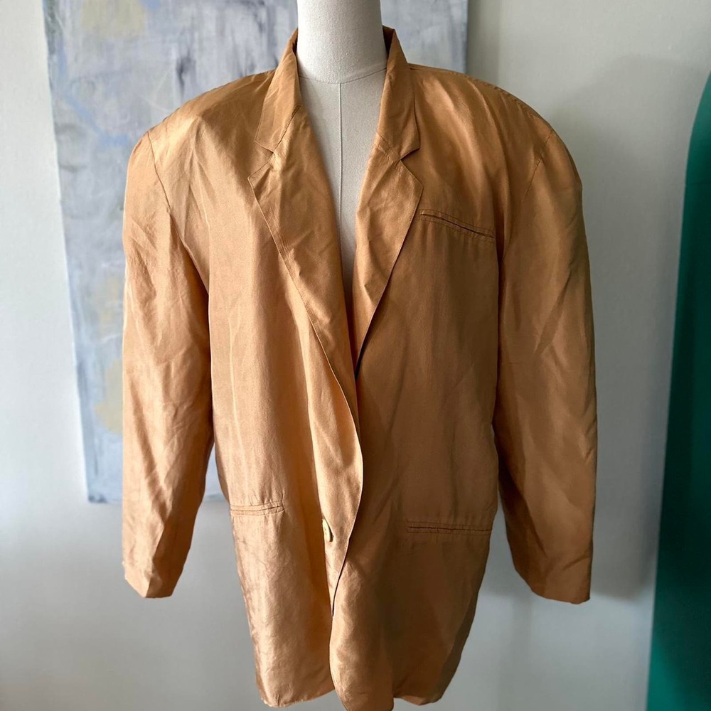 Vintage Silk 80s Blazer with exaggerated shoulders - Picture 1 of 7